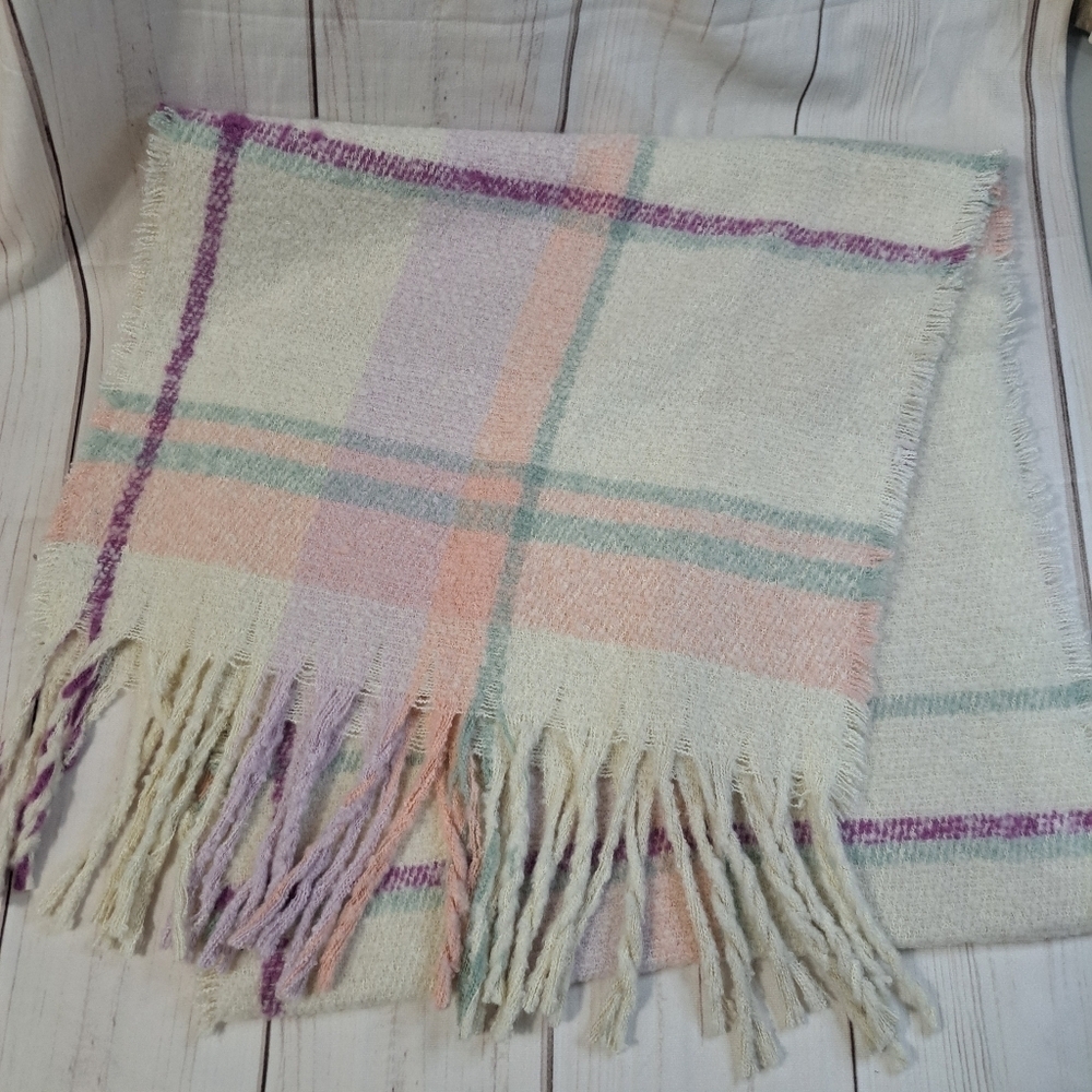 STEVE MADDEN Highlander Pastel Plaid Large Fringed Oversize Blanket Scarf